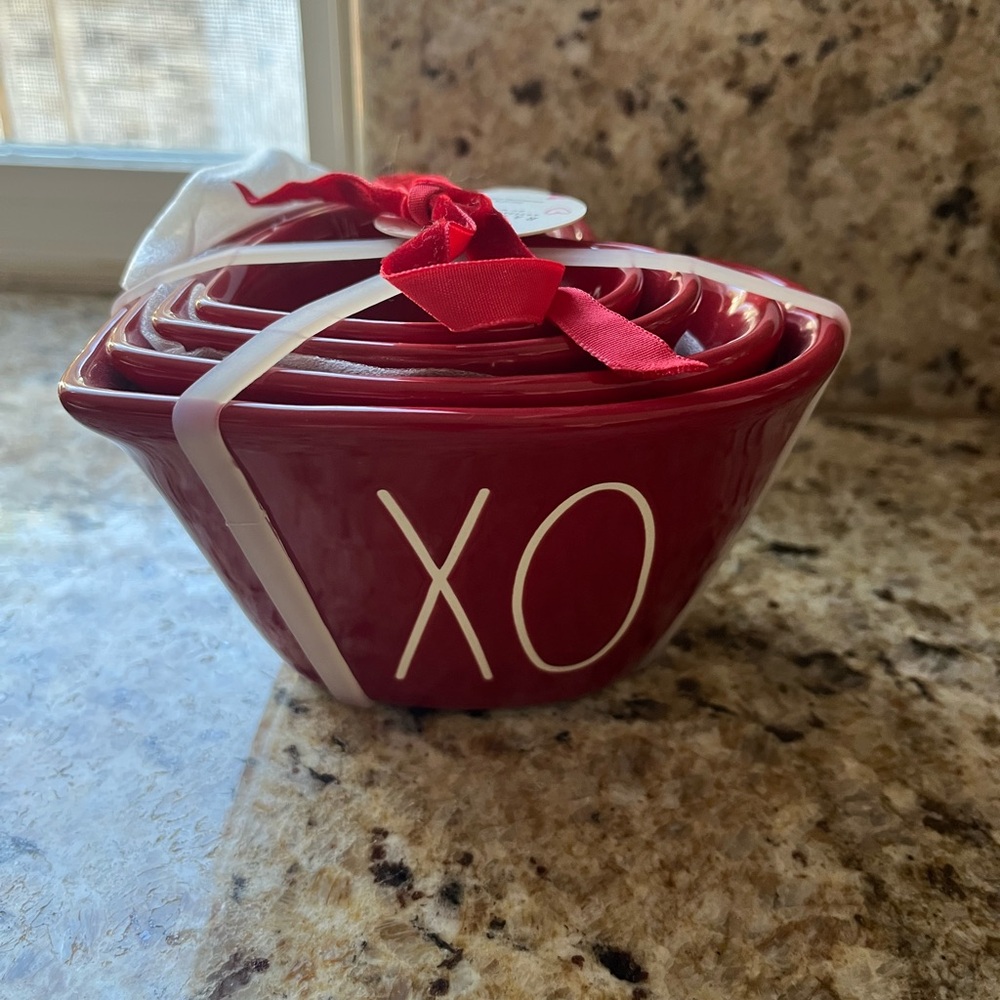 Rae Dunn Red Heart Measuring Cups Valentines